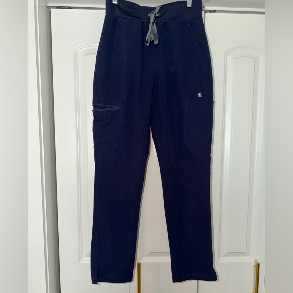 Figs Women's Navy Scrub Panta